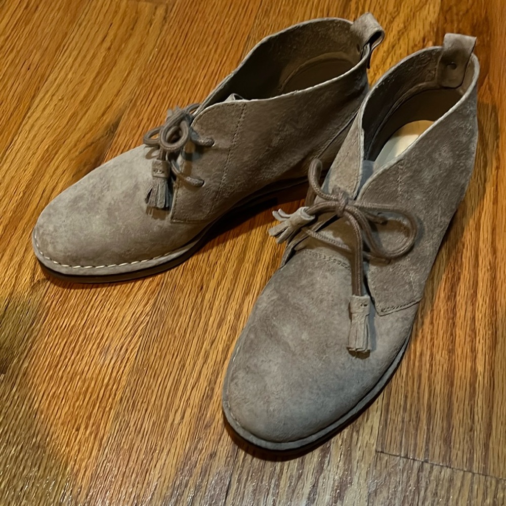 Hush Puppies real suede booties. US 8 but in fact more like 8.5